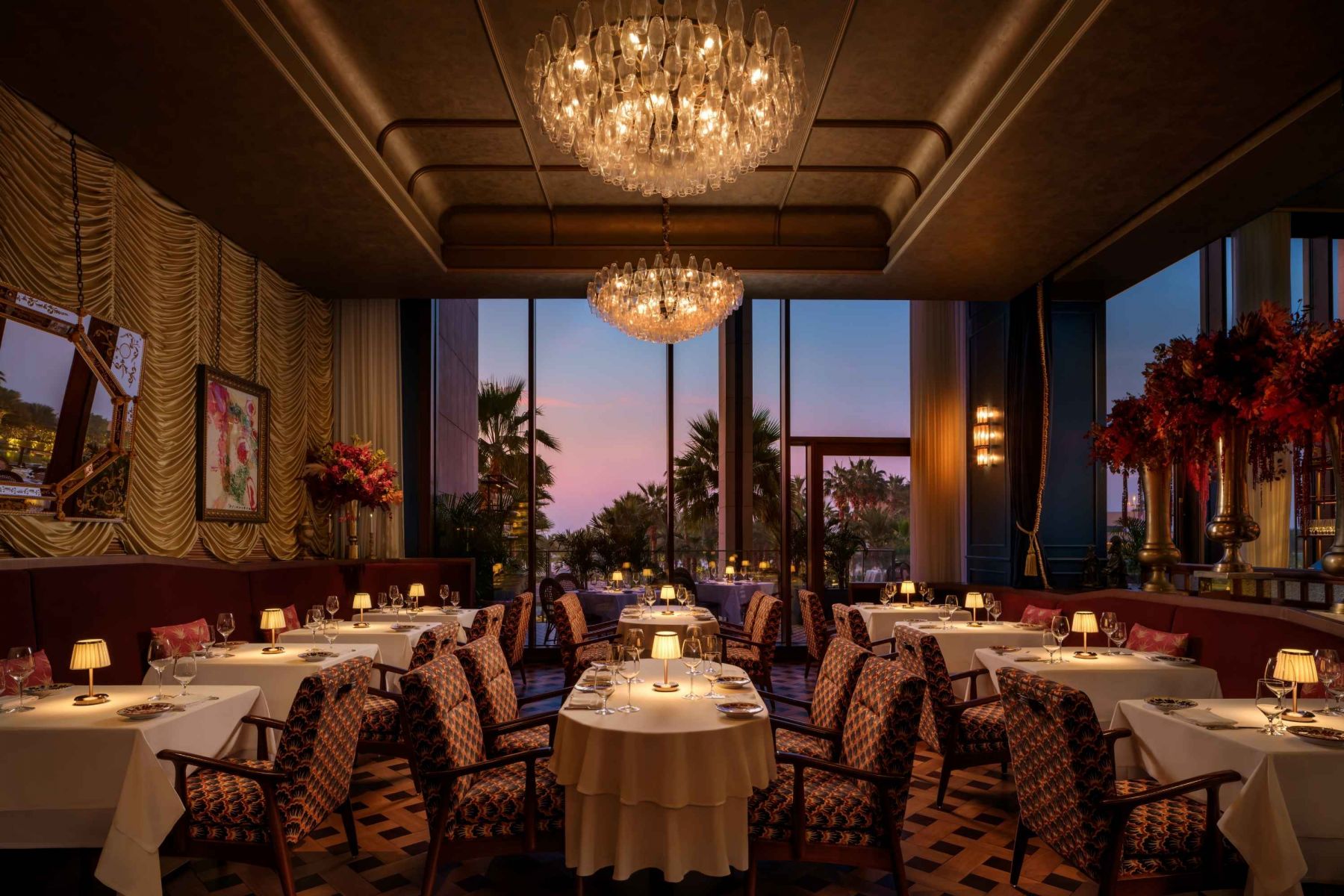 Carbone Dubai Scroll 3.jpg