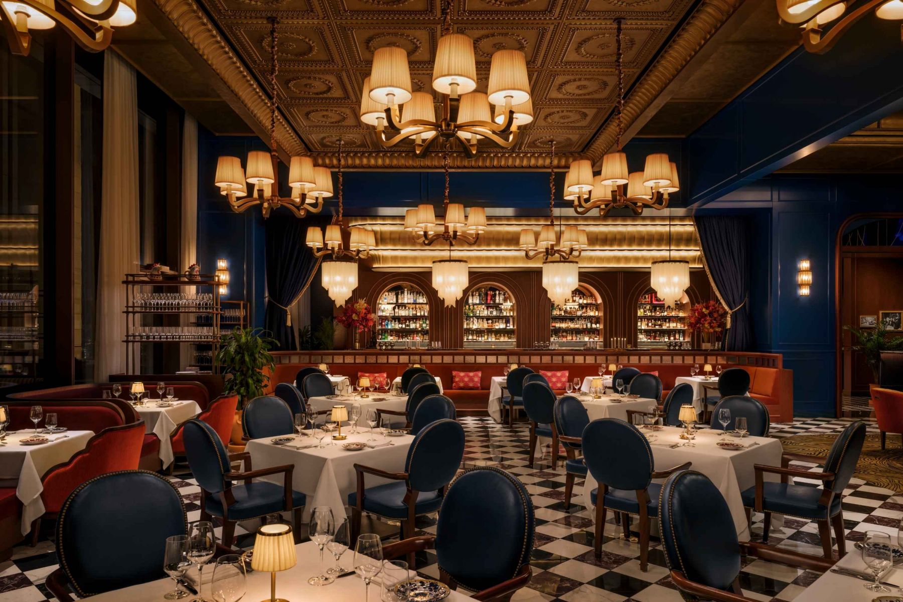 Carbone Dubai Scroll 2.jpg